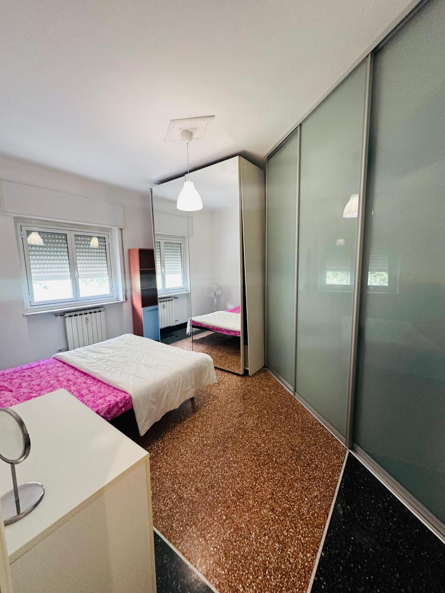 Entire 3 Bed Rooms Apartment,Centrum ジェノヴァ エクステリア 写真