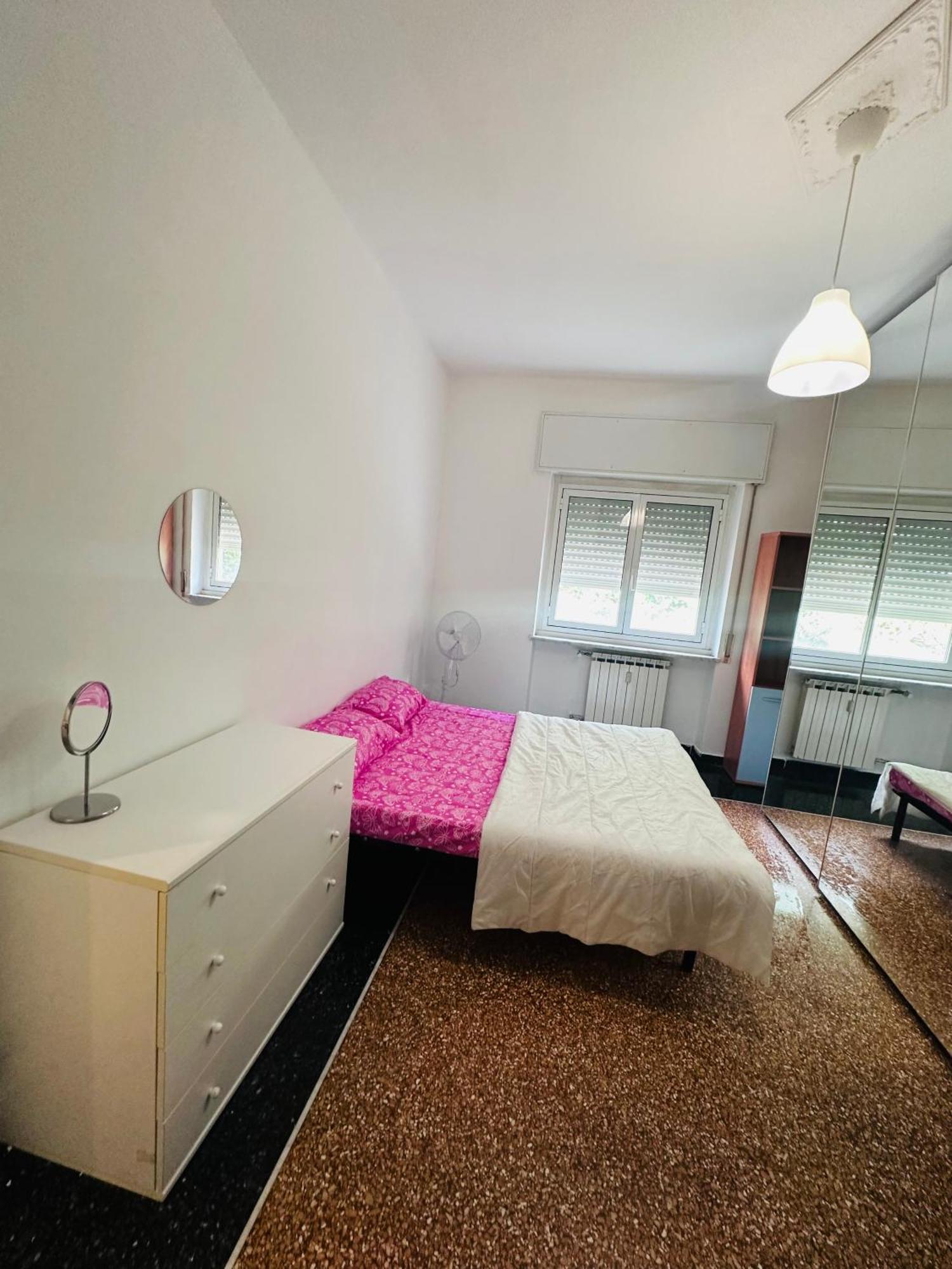 Entire 3 Bed Rooms Apartment,Centrum ジェノヴァ エクステリア 写真
