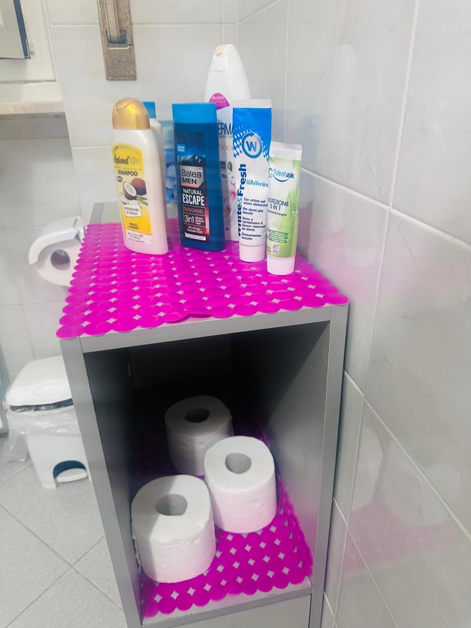 Entire 3 Bed Rooms Apartment,Centrum ジェノヴァ エクステリア 写真