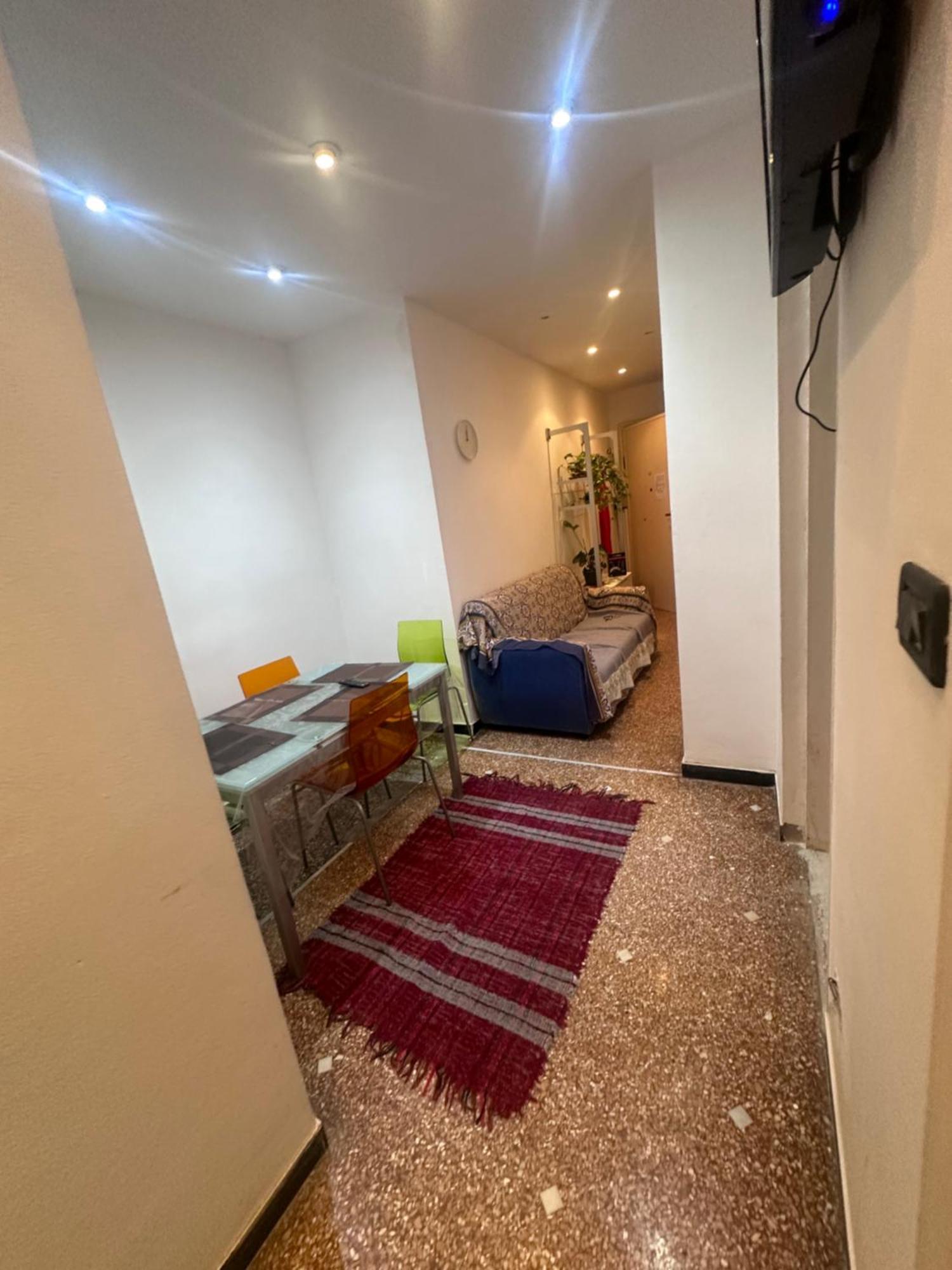 Entire 3 Bed Rooms Apartment,Centrum ジェノヴァ エクステリア 写真